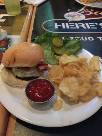 Labby's Grill and Bar